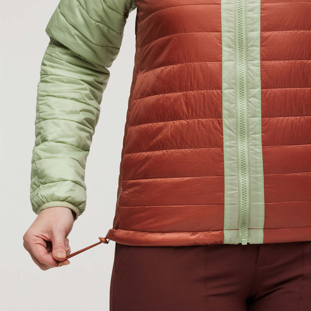 Cotopaxi Women's Capa Insulated Hooded Jacket Green Tea Cotopaxi Women's Capa Insulated Hooded Jacket Green Tea
